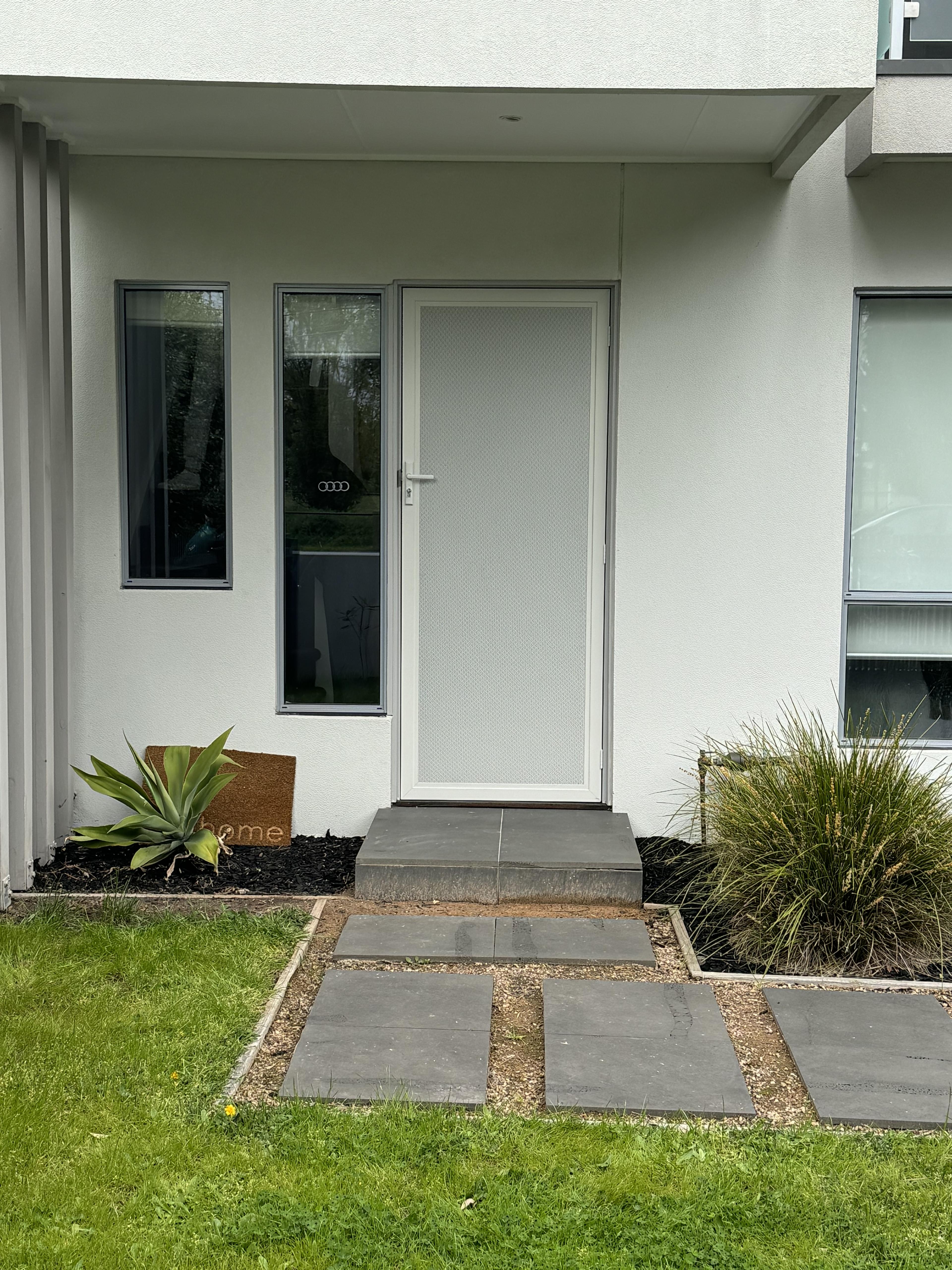 Custom Screen Solutions